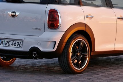 MINI Countryman lộ diện - 10 MINI Countryman lộ diện - 10