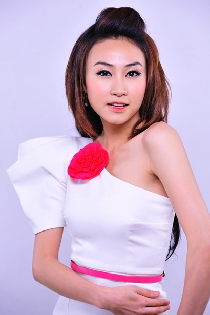 Ngân Khánh: “Tôi không tham vọng” - 2