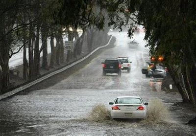 Chùm tin vắn qua ảnh - 4