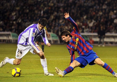 Đả bại Valladolid, Barca khép lại lượt đi đầy thuyết phục - 3