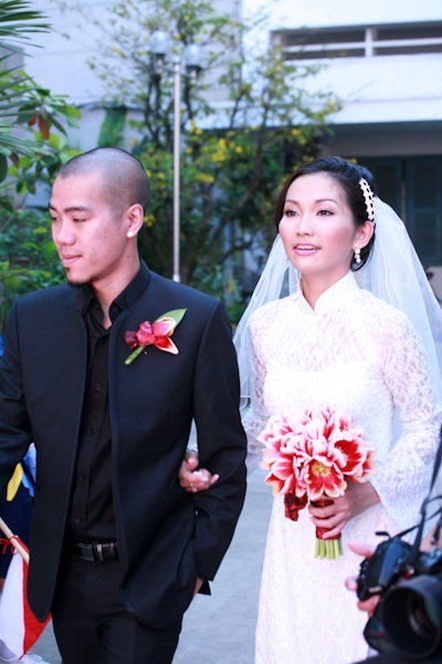 Lễ cưới giản dị của Kim Hiền - 5 Lễ cưới giản dị của Kim Hiền - 5