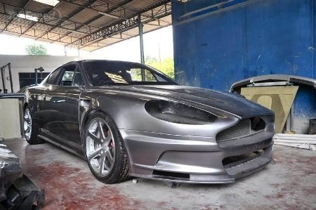 Tự chế Aston Martin DB9 - 5