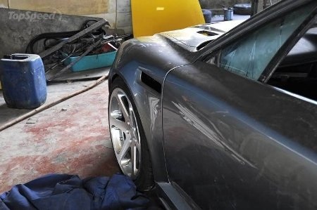 Tự chế Aston Martin DB9 - 6