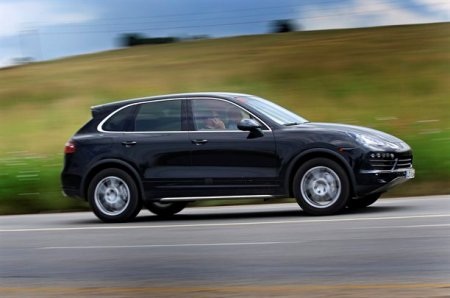Porsche Cayenne Hybrid trên đường thử - 3