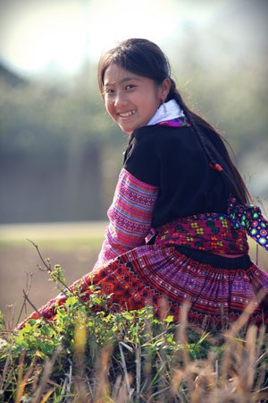 Trong trẻo nụ cười trẻ người Mông ngày Tết - 8 Trong trẻo nụ cười trẻ người Mông ngày Tết - 8