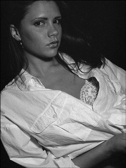 Ngắm ảnh thời thiếu nữ của bà Beck - 2