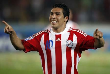 Tuyển thủ ĐT Paraguay bị bắn vào đầu - 1