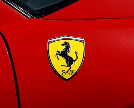Công ty xe bé nhỏ hiếm ai biết này có logo gần như giống hệt Ferrari