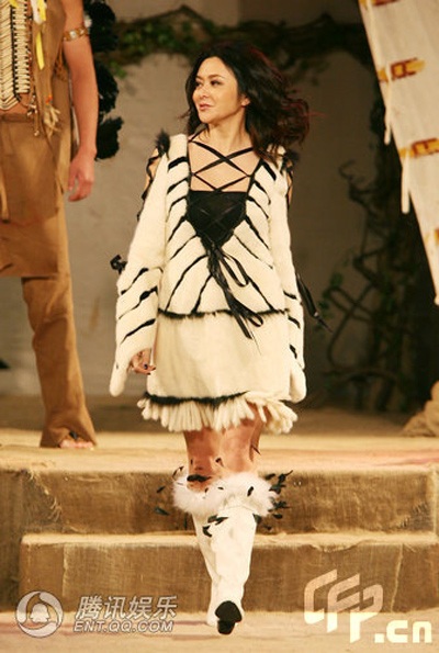 Mỹ nhân Hồng Kông Quan Chi Lâm xinh đẹp từ tấm bé - 28