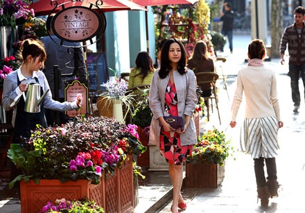 Ảnh quảng cáo lãng mạn của vợ chồng Lục Nghị  - 3