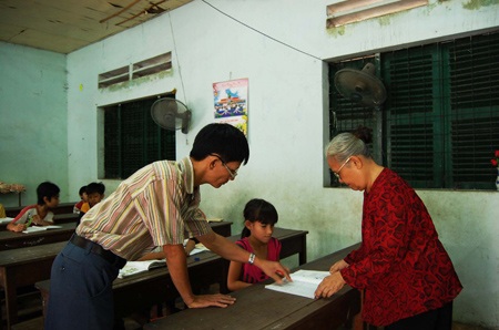 Bà Mười của lũ trẻ “ba không” - 3 Bà Mười của lũ trẻ “ba không” - 3