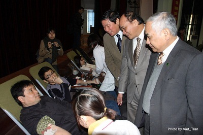 Pico Plaza với "Ngày Chủ nhật đỏ" - 11