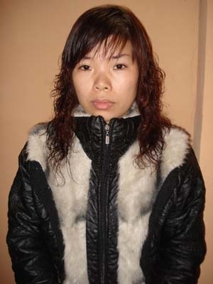 Lừa bạn cũ ra nước ngoài ép bán dâm - 1