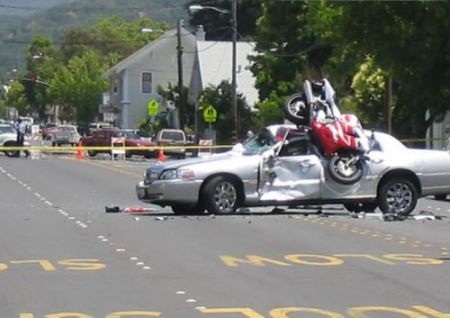 Những tai nạn kỳ quặc với xe hơi (2) - 8