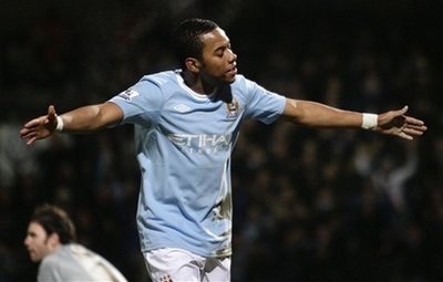 Robinho quyết định rời Man City để trở lại CLB cũ - 1 Robinho quyết định rời Man City để trở lại CLB cũ - 1