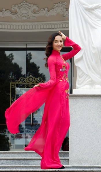 Cái Tết đặc biệt của Hoa hậu Ngọc Diễm - 4 Cái Tết đặc biệt của Hoa hậu Ngọc Diễm - 4