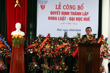 Thành lập khoa Luật trực thuộc ĐH Huế - 1 Thành lập khoa Luật trực thuộc ĐH Huế - 1