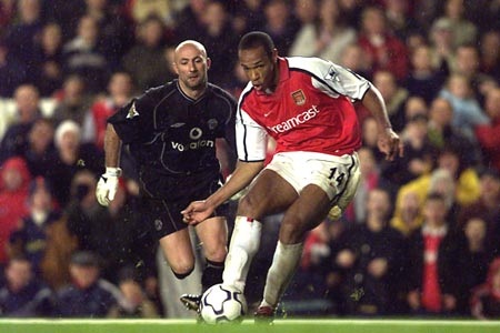 Arsenal - MU: Những cuộc đối đầu kinh điển - 7