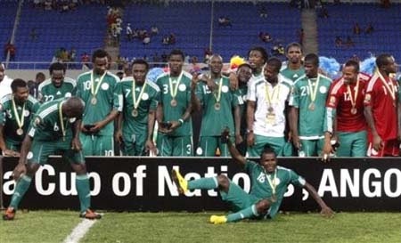 Hạ Algeria, “đại bàng xanh” Nigeria giành HCĐ - 3
