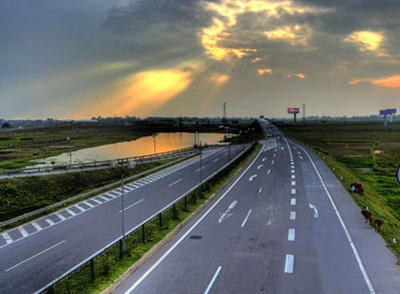 Hà Nội “khát” vốn xây đường Mai Dịch - Nội Bài - 1 Hà Nội “khát” vốn xây đường Mai Dịch - Nội Bài - 1