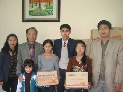 San sẻ yêu thương cho những bé em bị bỏ rơi có HIV - 5