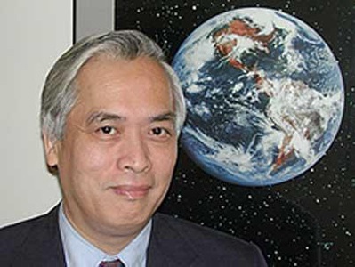 Giáo sư Trịnh Xuân Thuận và giải thưởng Kalinga - 1 Giáo sư Trịnh Xuân Thuận và giải thưởng Kalinga - 1