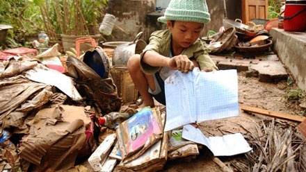 Xuân không về với xóm Trường - 1