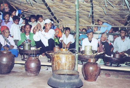 Ma Coong - tiếng trống thiêng chao đảo đại ngàn... - 3