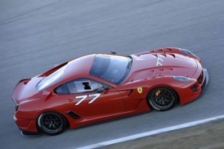 Tiếp cận Ferrari 599XX trên đường đua Valencia - 2 Tiếp cận Ferrari 599XX trên đường đua Valencia - 2