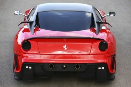 Tiếp cận Ferrari 599XX trên đường đua Valencia - 13 Tiếp cận Ferrari 599XX trên đường đua Valencia - 13