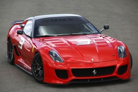 Tiếp cận Ferrari 599XX trên đường đua Valencia - 6 Tiếp cận Ferrari 599XX trên đường đua Valencia - 6