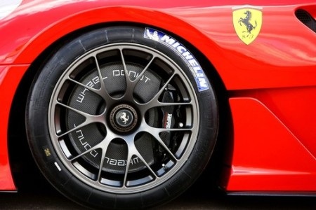 Tiếp cận Ferrari 599XX trên đường đua Valencia - 8 Tiếp cận Ferrari 599XX trên đường đua Valencia - 8