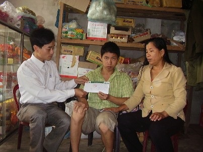 Những cảnh nghèo tin Xuân đến sớm - 1