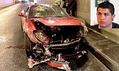 Sao và những tai tiếng trên xa lộ - 14 Sao và những tai tiếng trên xa lộ - 14