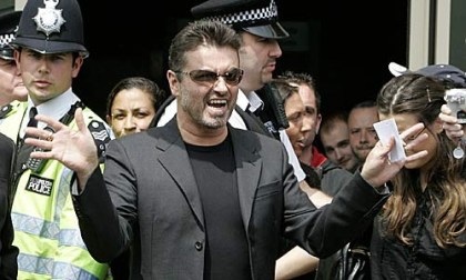 Sao và những tai tiếng trên xa lộ - 3 Sao và những tai tiếng trên xa lộ - 3