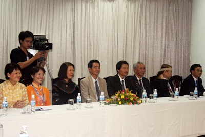 Chủ tịch nước thả cá chép trong đêm hội Xuân dành cho kiều bào - 2