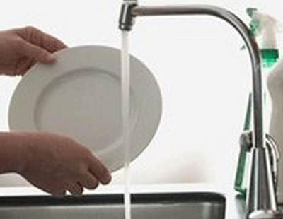 Để da không sần sùi, nứt nẻ ngày Xuân - 1 Để da không sần sùi, nứt nẻ ngày Xuân - 1