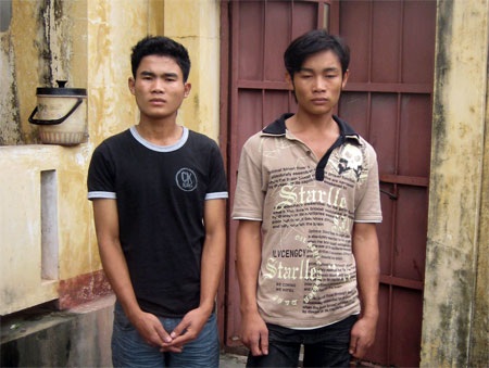 Đánh công an để giải thoát đồng bọn - 1 Đánh công an để giải thoát đồng bọn - 1