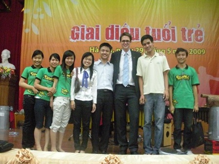 Chàng trai xứ sở kangaroo trên đất Hà thành - 3