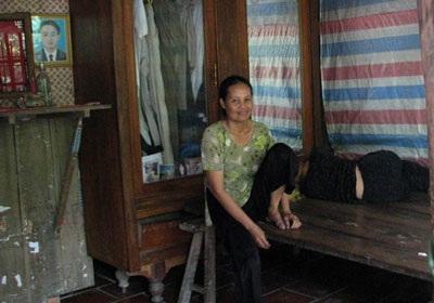 Trao quà cho “Những người nghèo không mong Tết” - 1 Trao quà cho “Những người nghèo không mong Tết” - 1