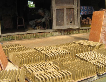 Cặm cụi cả năm chờ dăm ba ngày Tết - 2 Cặm cụi cả năm chờ dăm ba ngày Tết - 2