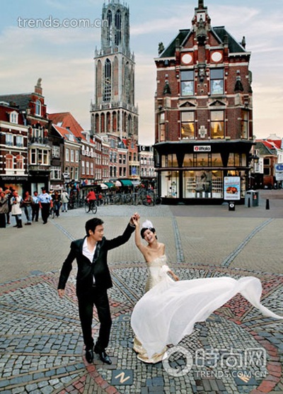 La Gia Lương: Vui duyên mới, bỏ rơi con trai - 12 La Gia Lương: Vui duyên mới, bỏ rơi con trai - 12