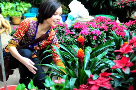 Á hậu Ngọc Oanh: Tết về đi chợ Xưa - 4