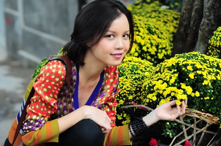 Á hậu Ngọc Oanh: Tết về đi chợ Xưa - 7