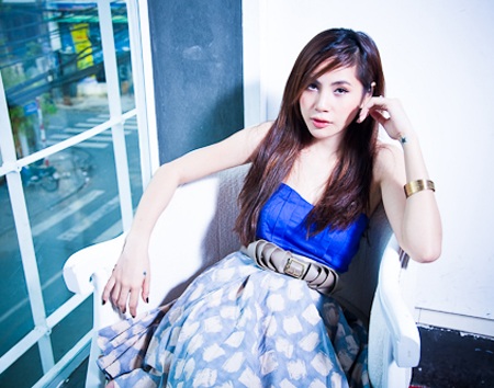 Thủy Tiên: “Khi nhận được thiệp cưới của chúng tôi thì sẽ hiểu” - 5 Thủy Tiên: “Khi nhận được thiệp cưới của chúng tôi thì sẽ hiểu” - 5