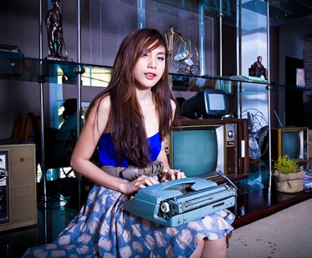 Thủy Tiên: “Khi nhận được thiệp cưới của chúng tôi thì sẽ hiểu” - 7 Thủy Tiên: “Khi nhận được thiệp cưới của chúng tôi thì sẽ hiểu” - 7