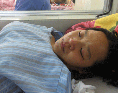 Không đành nhắm mắt khi chưa một lần thấy mặt con thơ - 2