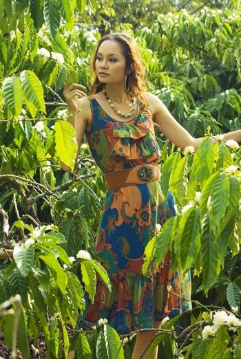 Siêu mẫu Phượng Zenana về Buôn Mê Thuột ăn Tết sớm - 4