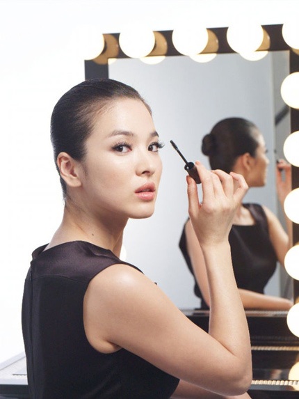 Song Hye Kyo đẹp tinh khôi trong loạt ảnh quảng cáo mới - 7 Song Hye Kyo đẹp tinh khôi trong loạt ảnh quảng cáo mới - 7