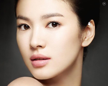 Song Hye Kyo đẹp tinh khôi trong loạt ảnh quảng cáo mới - 8 Song Hye Kyo đẹp tinh khôi trong loạt ảnh quảng cáo mới - 8